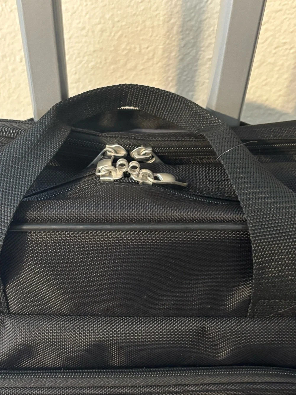 Targus Black Rolling Laptop Case with Front Organizer Pocket